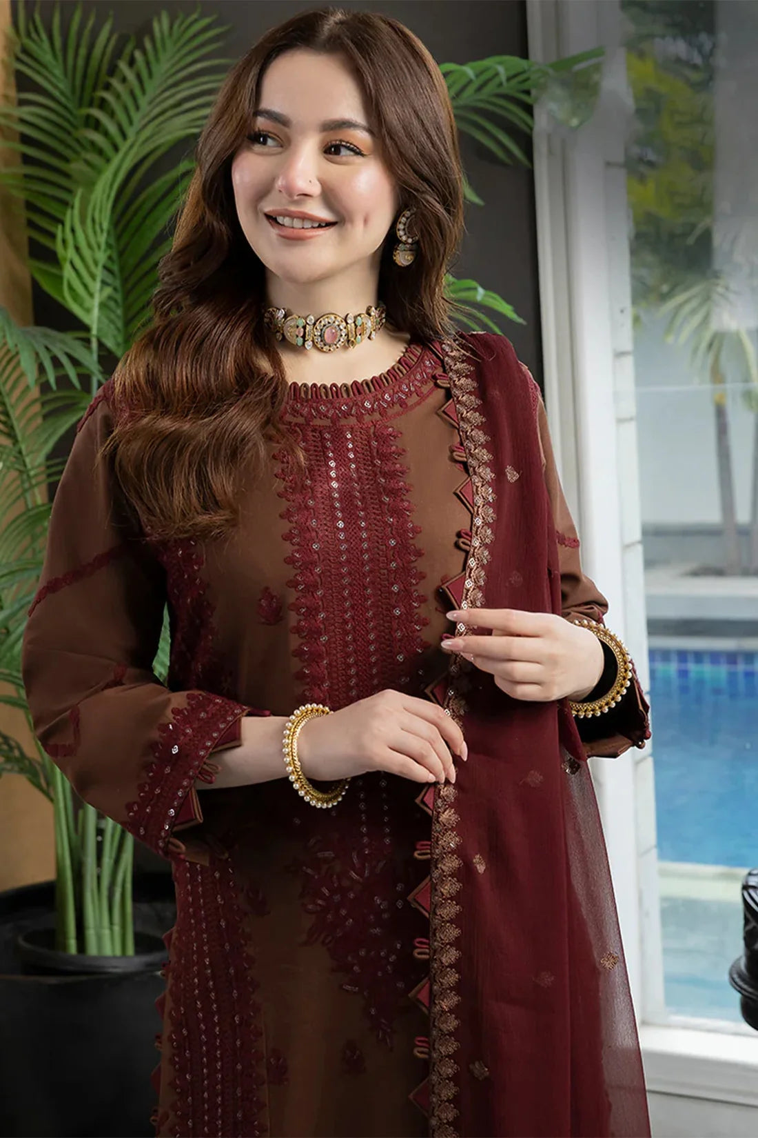 Unstitched Heavy Embroidered Lawn 3 Piece suit With Embroidered Shiffon Dupatta